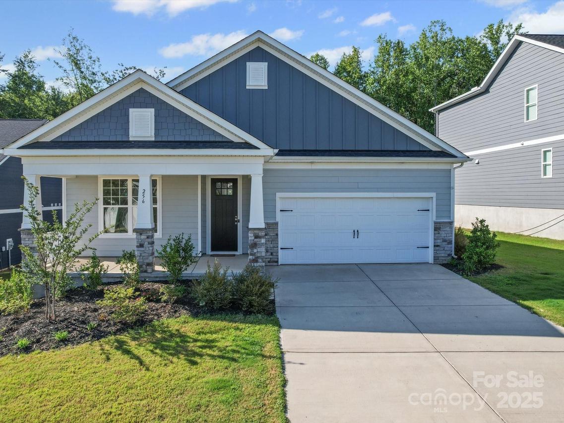 256 Hamrick Rd., Cramerton, NC 28032