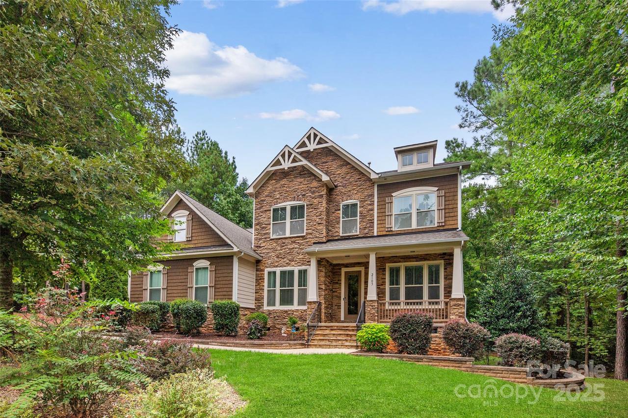 2103 Saddleridge Dr., Waxhaw, NC 28173