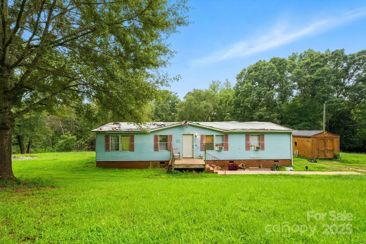 1539 Beachwood Rd., Mooresboro, NC 28114