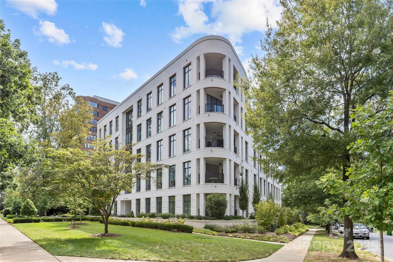 1500 Queens Rd. #104, Charlotte, NC 28207