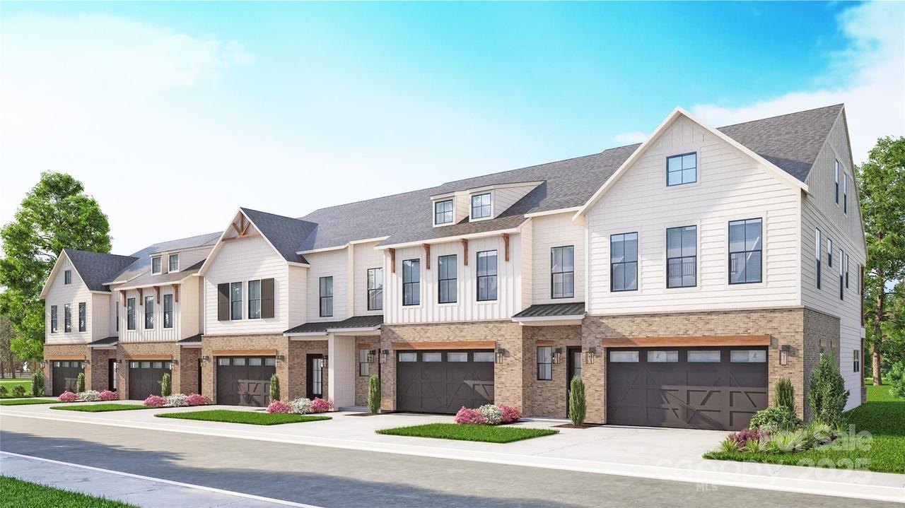 4015 Hickory Springs Ln. #31, Charlotte, NC 28277
