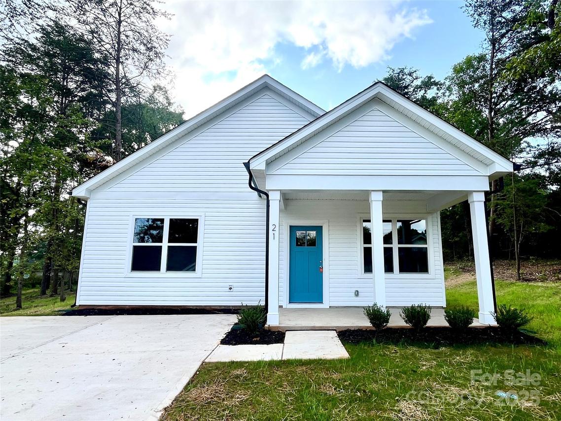 21 East St., Granite Falls, NC 28630