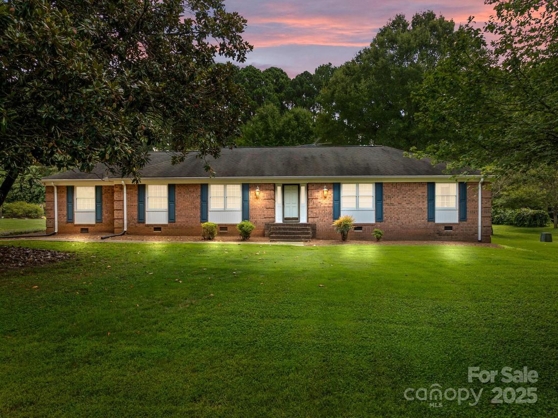 255 Quail Dr., Salisbury, NC 28147