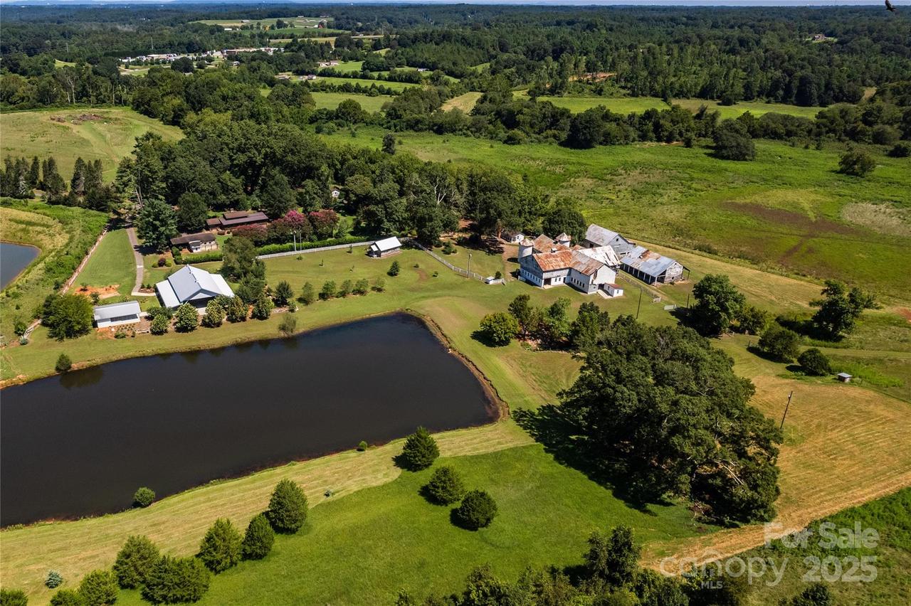 3651 W Nc 10 Hwy., Newton, NC 28658