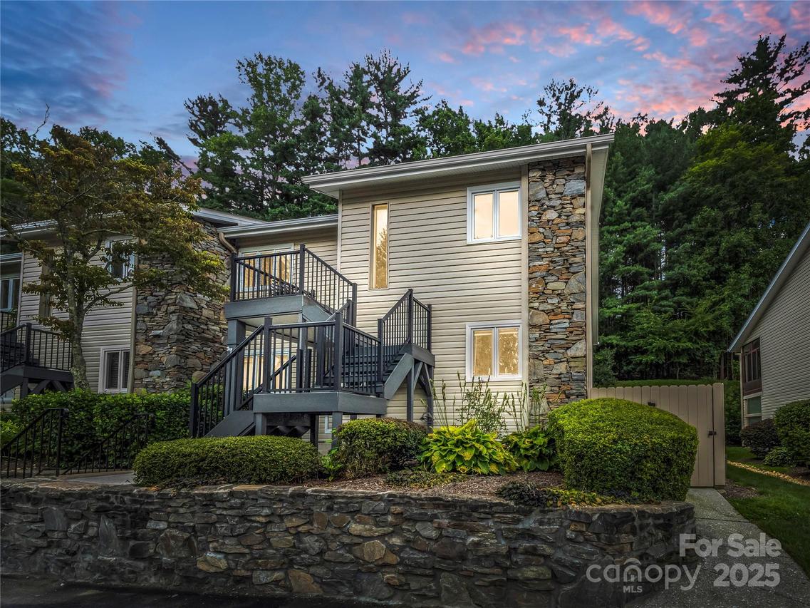 620 Britton Creek Dr. #602, Hendersonville, NC 28791