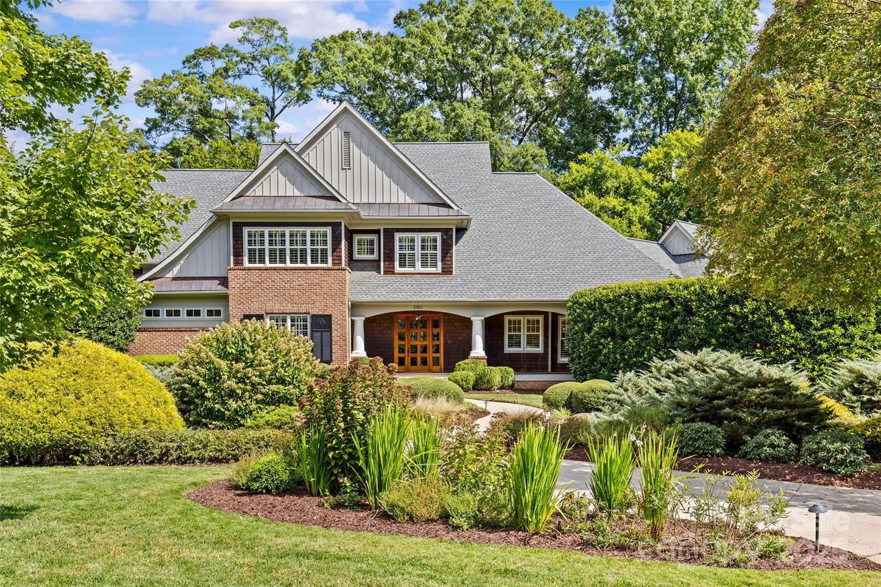 2301 Vernon Dr., Charlotte, NC 28211