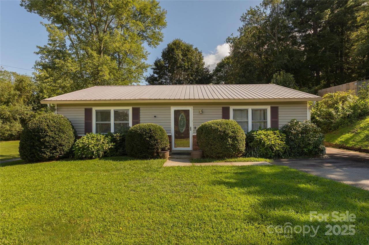 21 Mount Carmel Dr. #149, Asheville, NC 28806