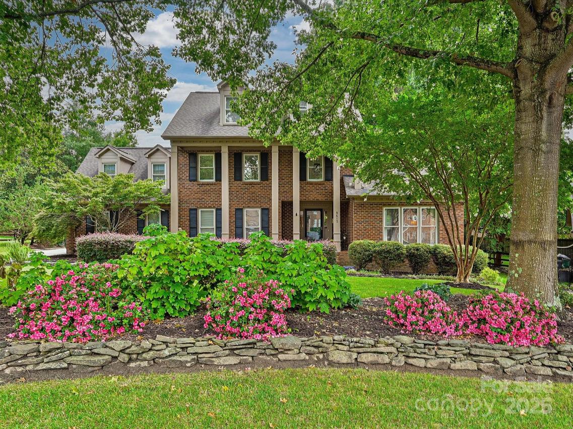 9612 Sweet Cedar Ln., Charlotte, NC 28210