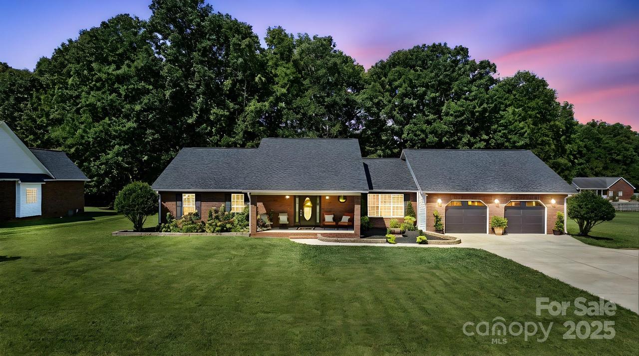 138 Seven Springs Loop #L 95, Statesville, NC 28625