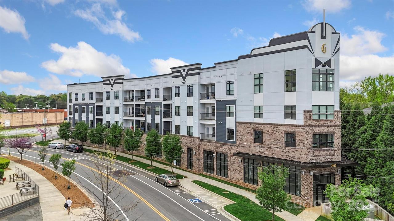 3630 N Davidson St. #2207, Charlotte, NC 28205