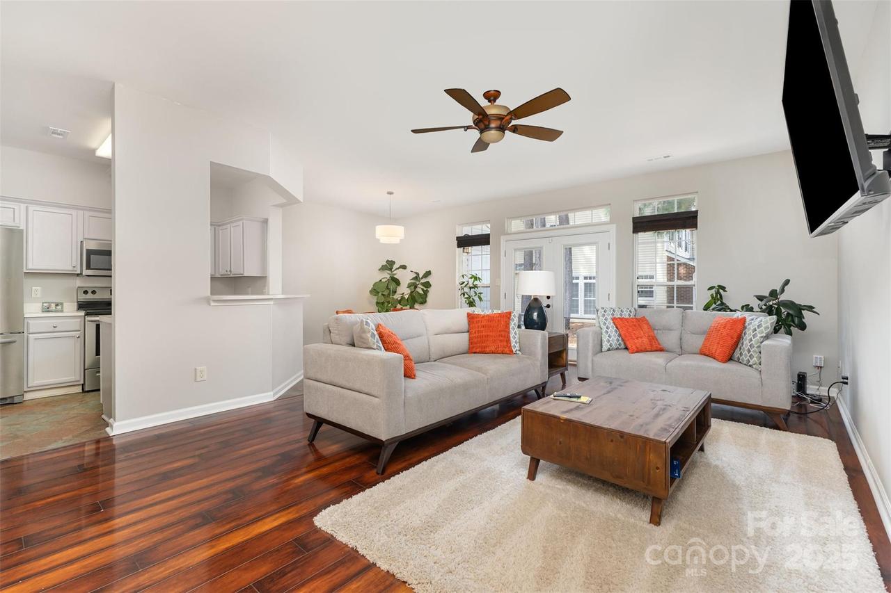 3832 Thomas Ridge Dr., Charlotte, NC 28269