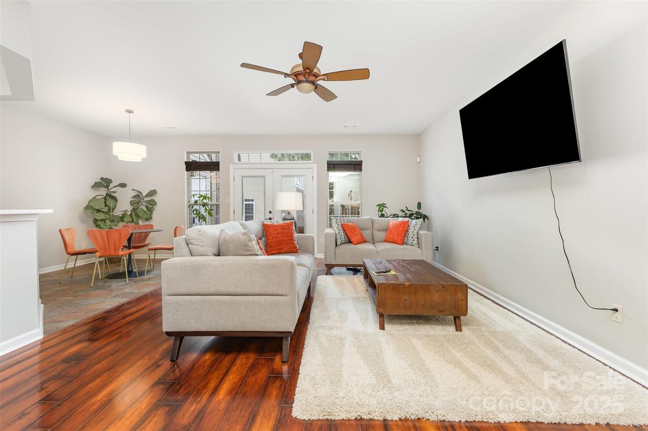 3832 Thomas Ridge Dr., Charlotte, NC 28269