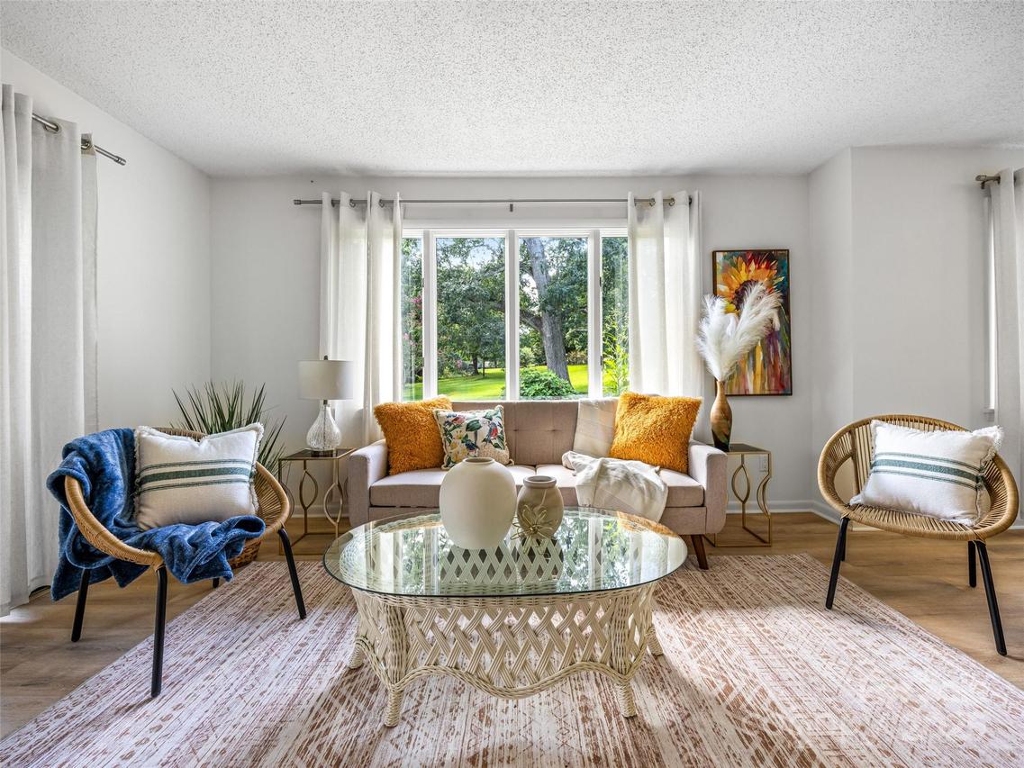 211 Crowfields Dr., Asheville, NC 28803