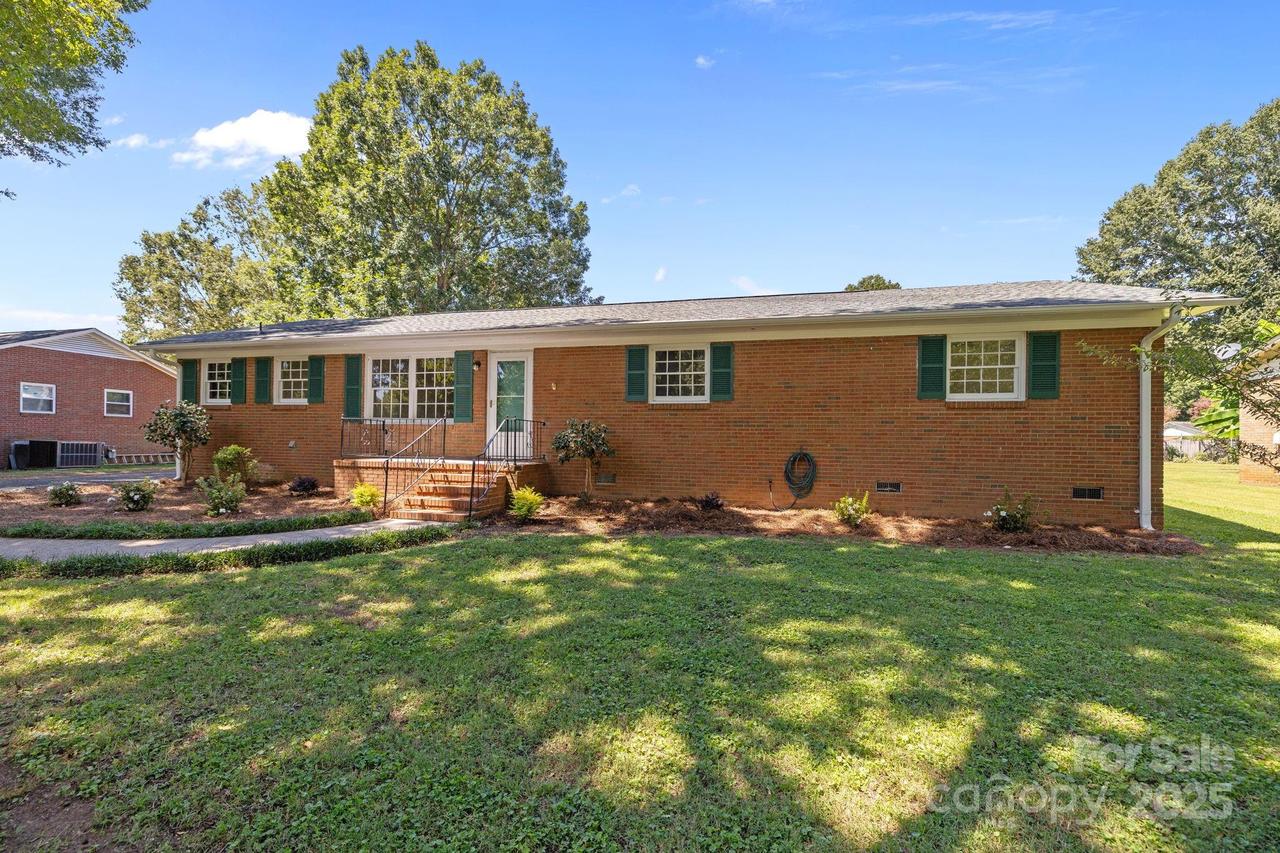 16409 Thompson Rd., Mint Hill, NC 28227