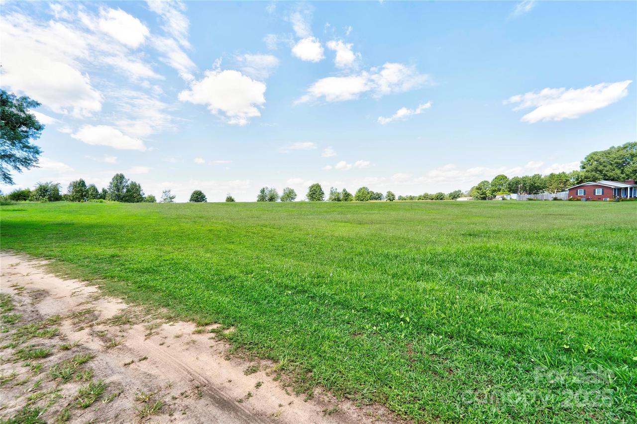 4241-1 Fallston Rd., Shelby, NC 28150