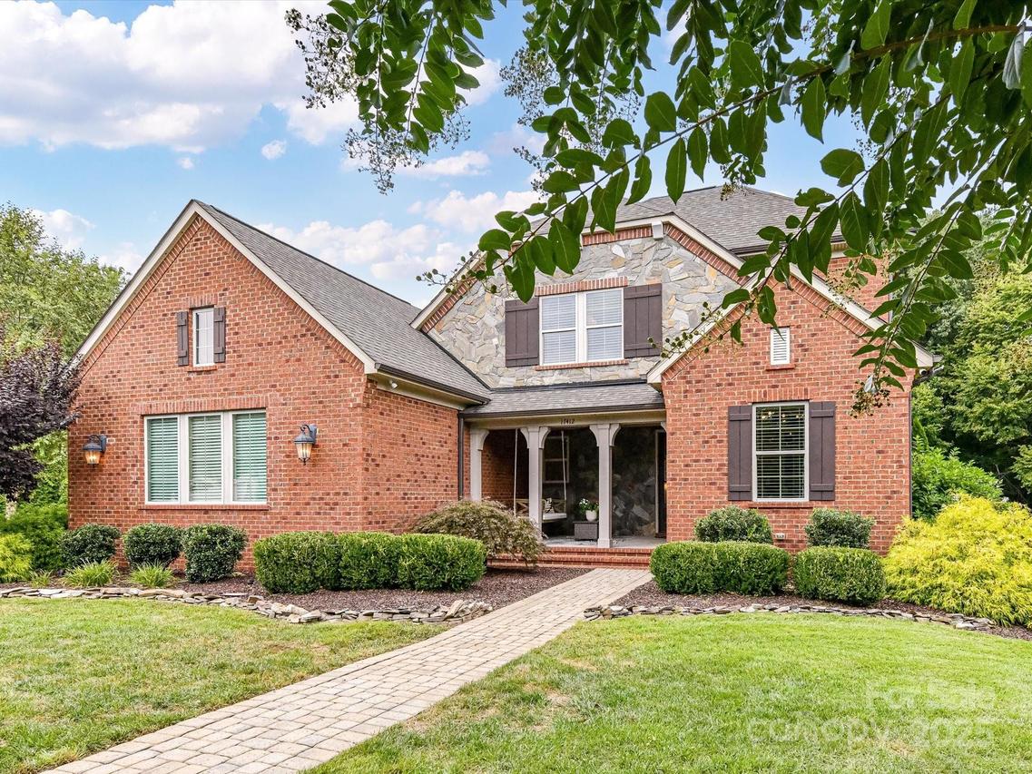 17412 Pennington Dr., Cornelius, NC 28031