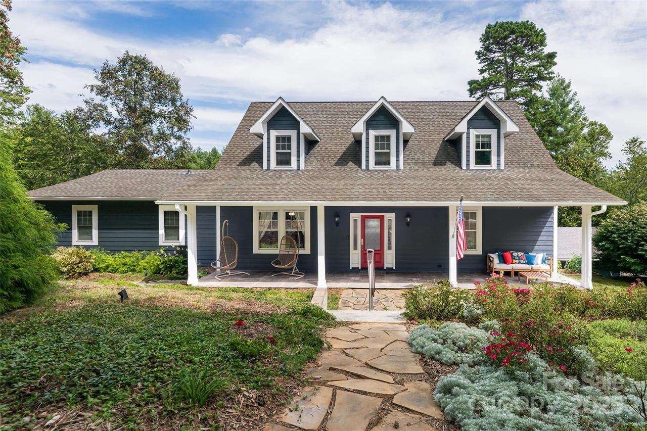 80 Boone Tr., Weaverville, NC 28787