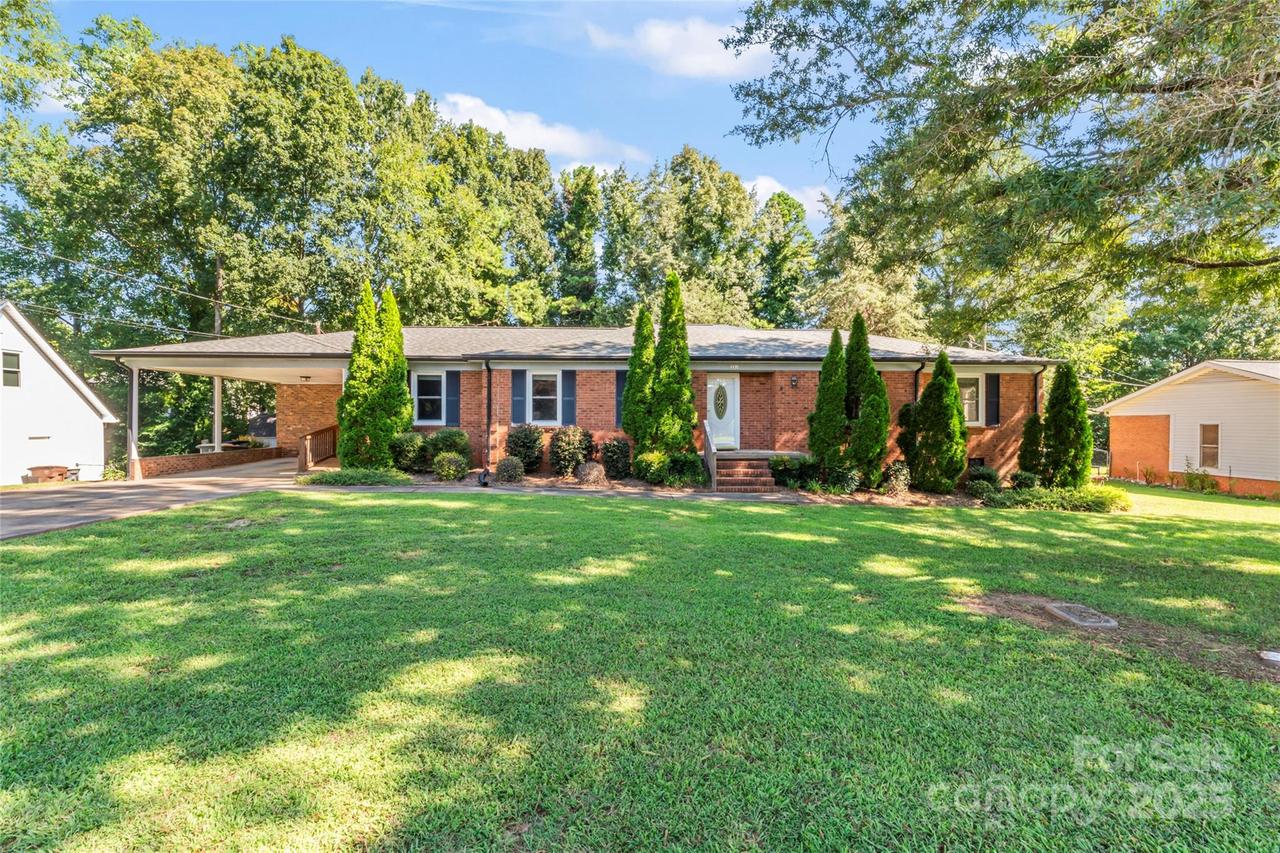 331 Windy Rush Rd., Kannapolis, NC 28081