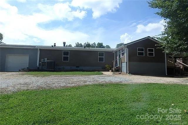 6905 Us Highway 70 Hwy., Nebo, NC 28761