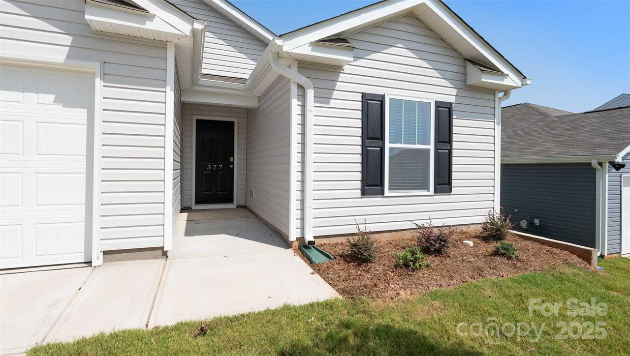 382 Wheatfield Rd., Fletcher, NC 28732
