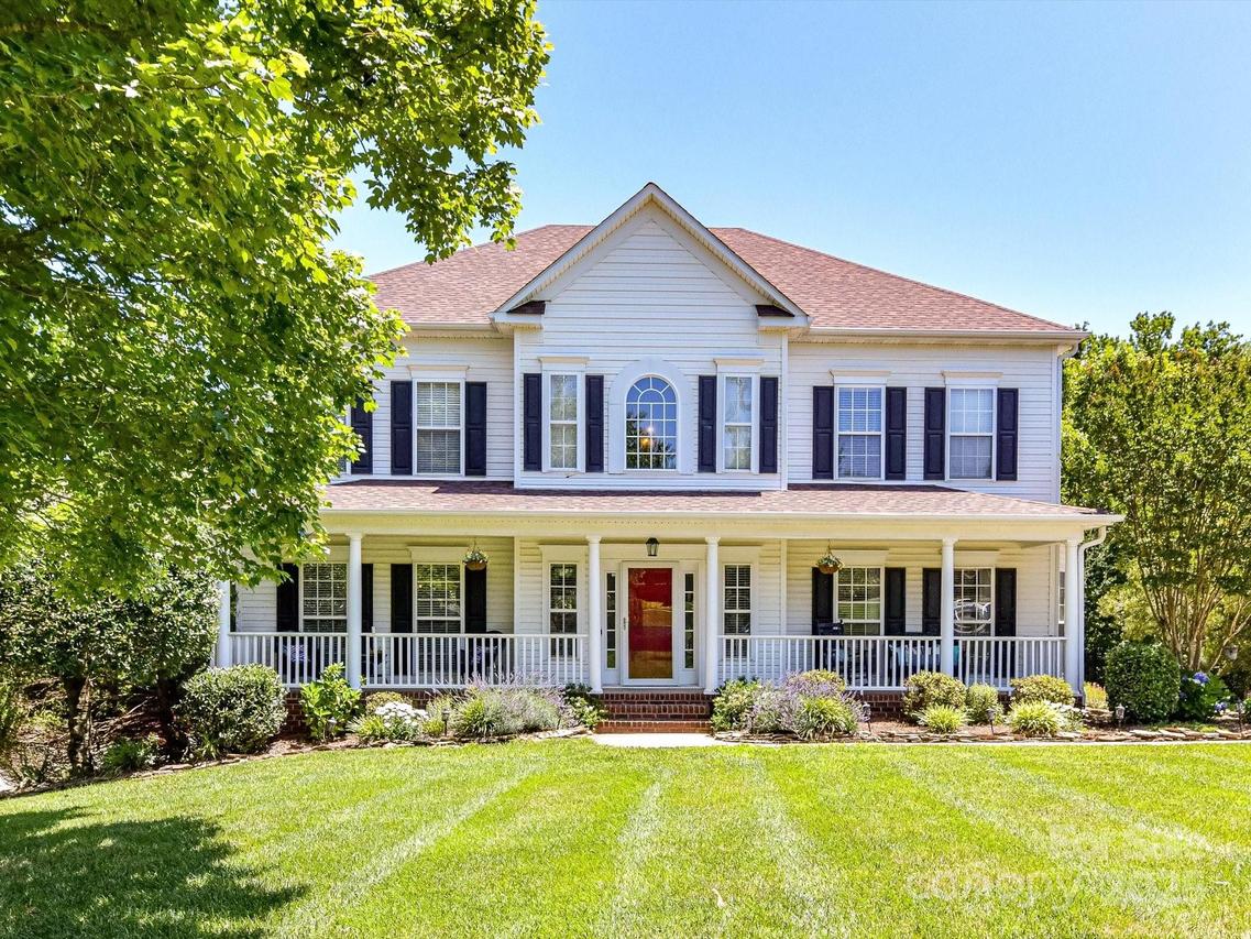7628 Windsor Forest Pl., Harrisburg, NC 28075