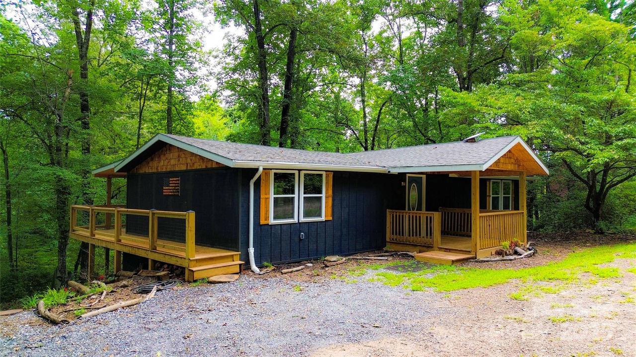 314 Mcdonald Rd., Franklin, NC 28734