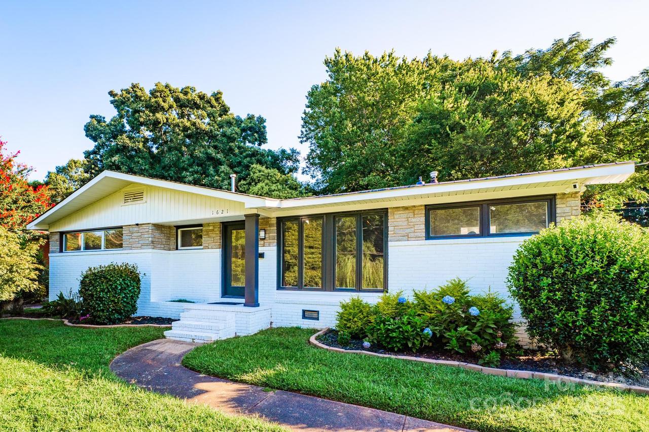 1621 Keeling Pl., Charlotte, NC 28210