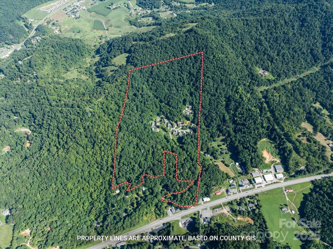 99999 Spy Rock Rd., Maggie Valley, NC 28751