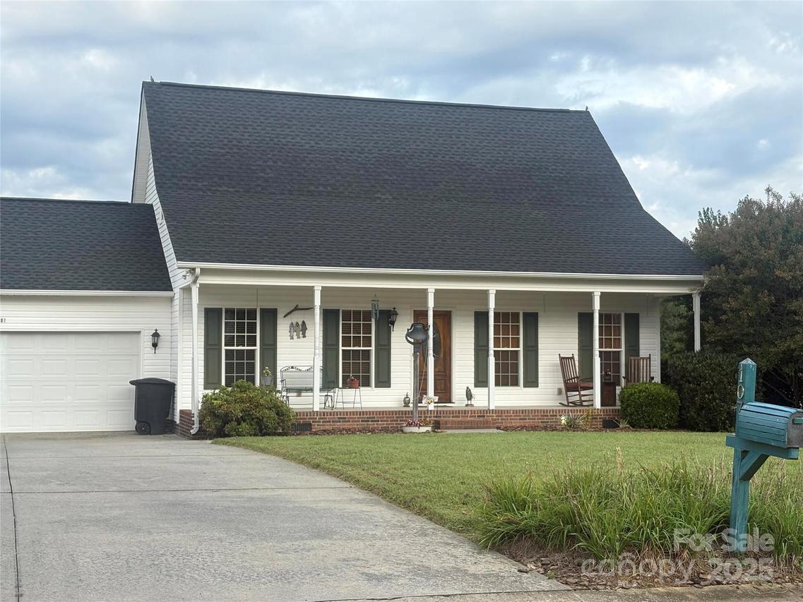 107 Chasse Ct., Cleveland, NC 27013