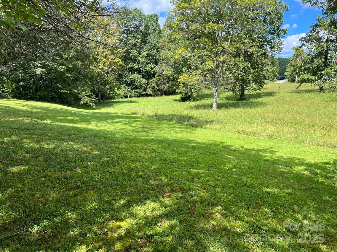 2819 Playmore Beach Rd., Morganton, NC 28655