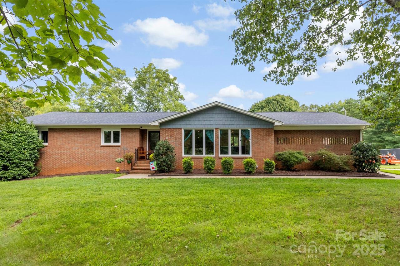 1430 Crowders Creek Rd., Gastonia, NC 28052