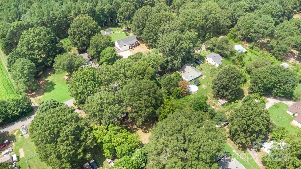 139 Hallman St., Cherryville, NC 28021