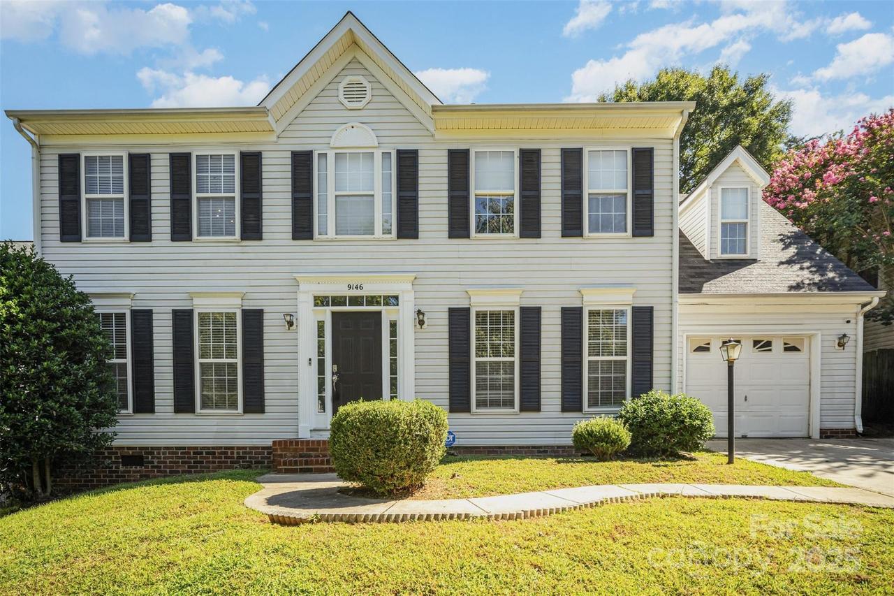 9146 Austin Ridge Ln., Charlotte, NC 28214