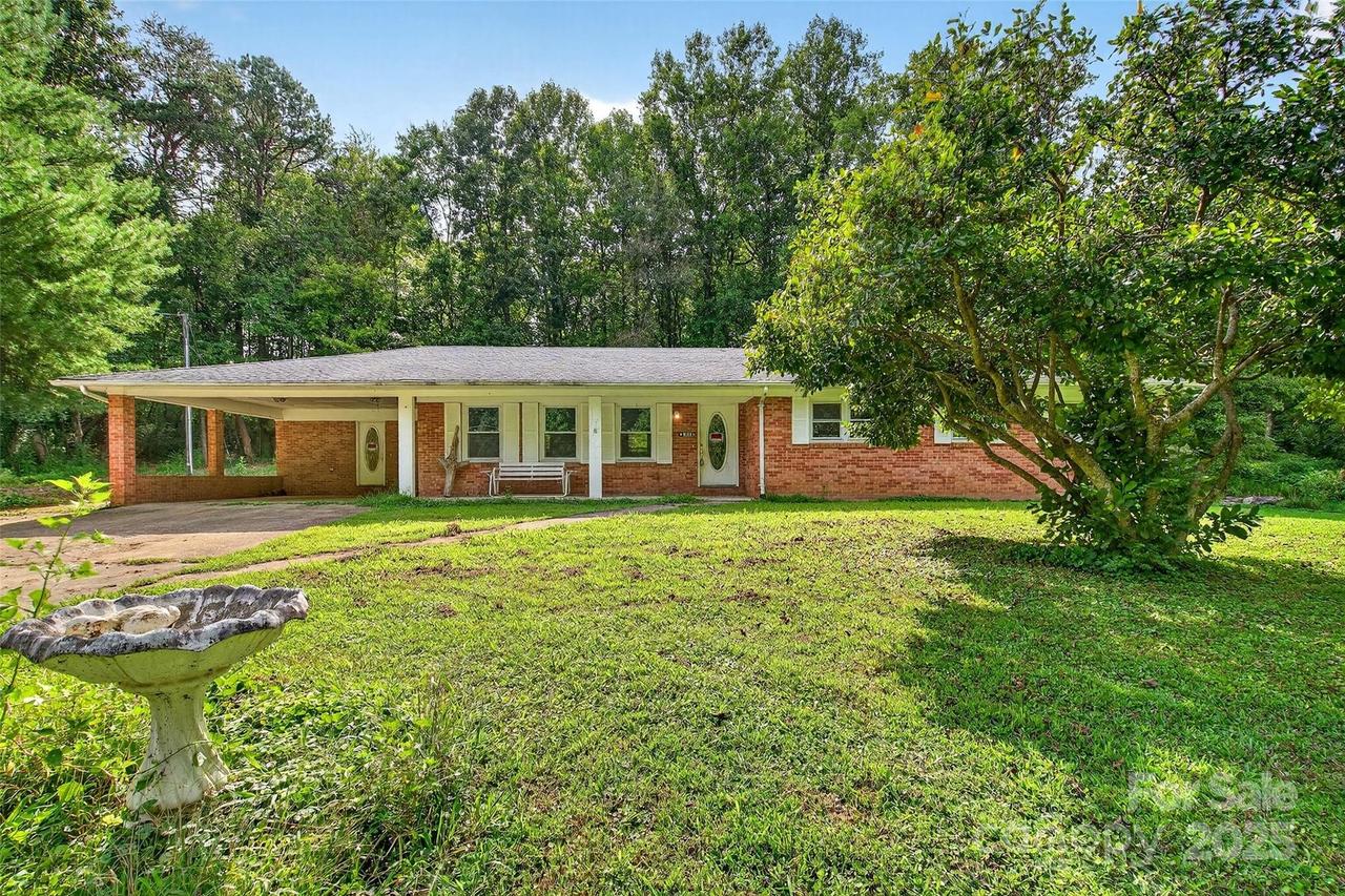 1532 Ashworth Rd., Marion, NC 28752