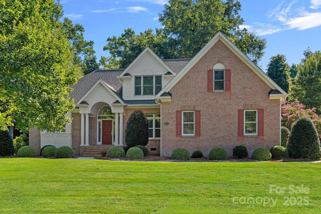 122 Pin Oak Ln., Mooresville, NC 28117