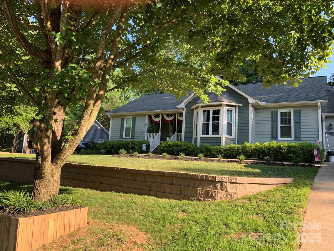 809 Deer Path Pl., Mooresville, NC 28115