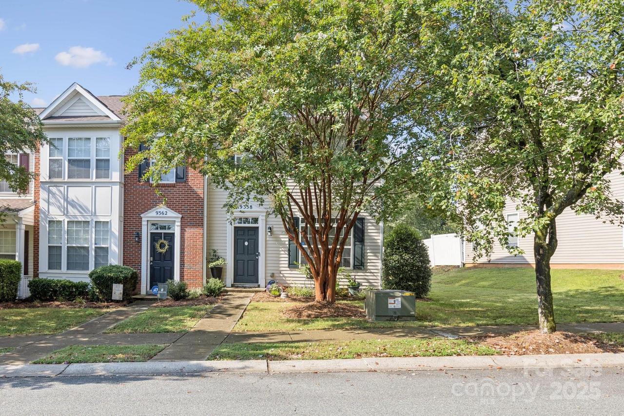 9358 Greenheather Dr., Huntersville, NC 28078