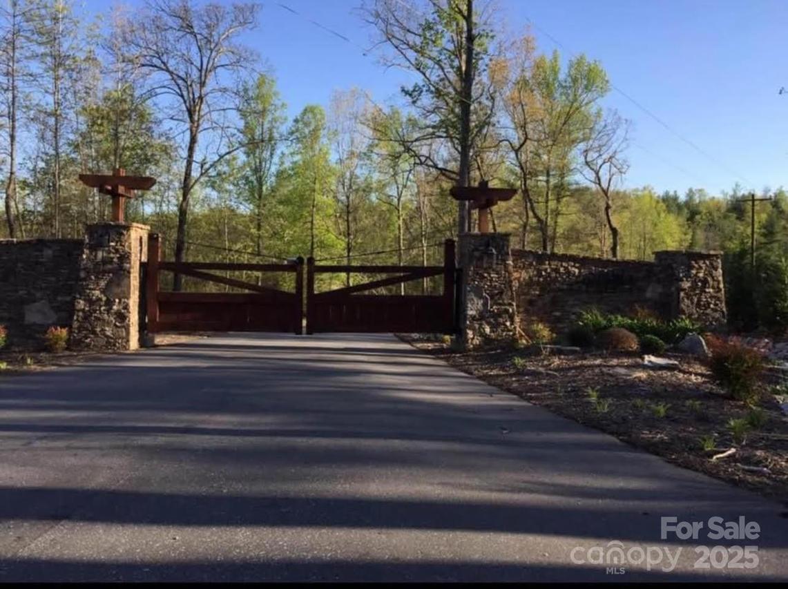 291 Crest View Dr. #91, Nebo, NC 28761