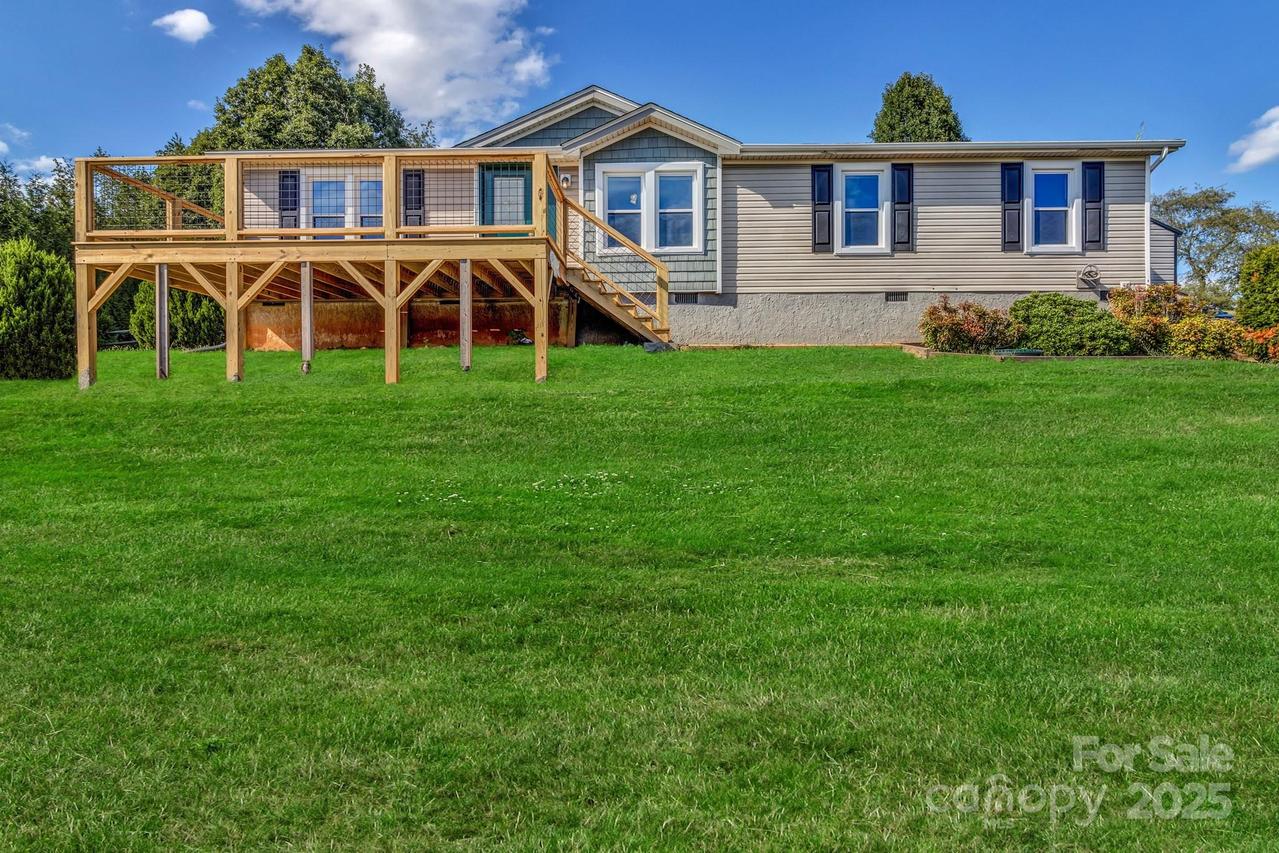 6 Sahalee Dr., Woodfin, NC 28804