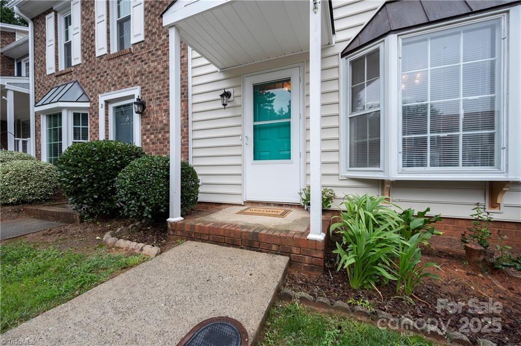911 Shelby Dr. #E, Greensboro, NC 27409