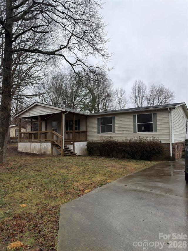 4191 Peachtree Ln., Granite Falls, NC 28630