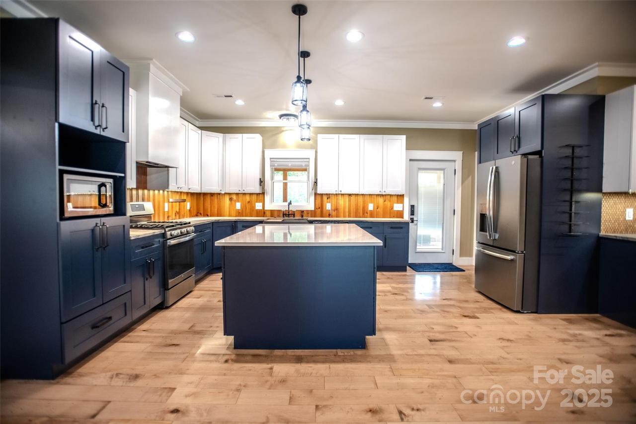 765 Dale Rd., Spruce Pine, NC 28777