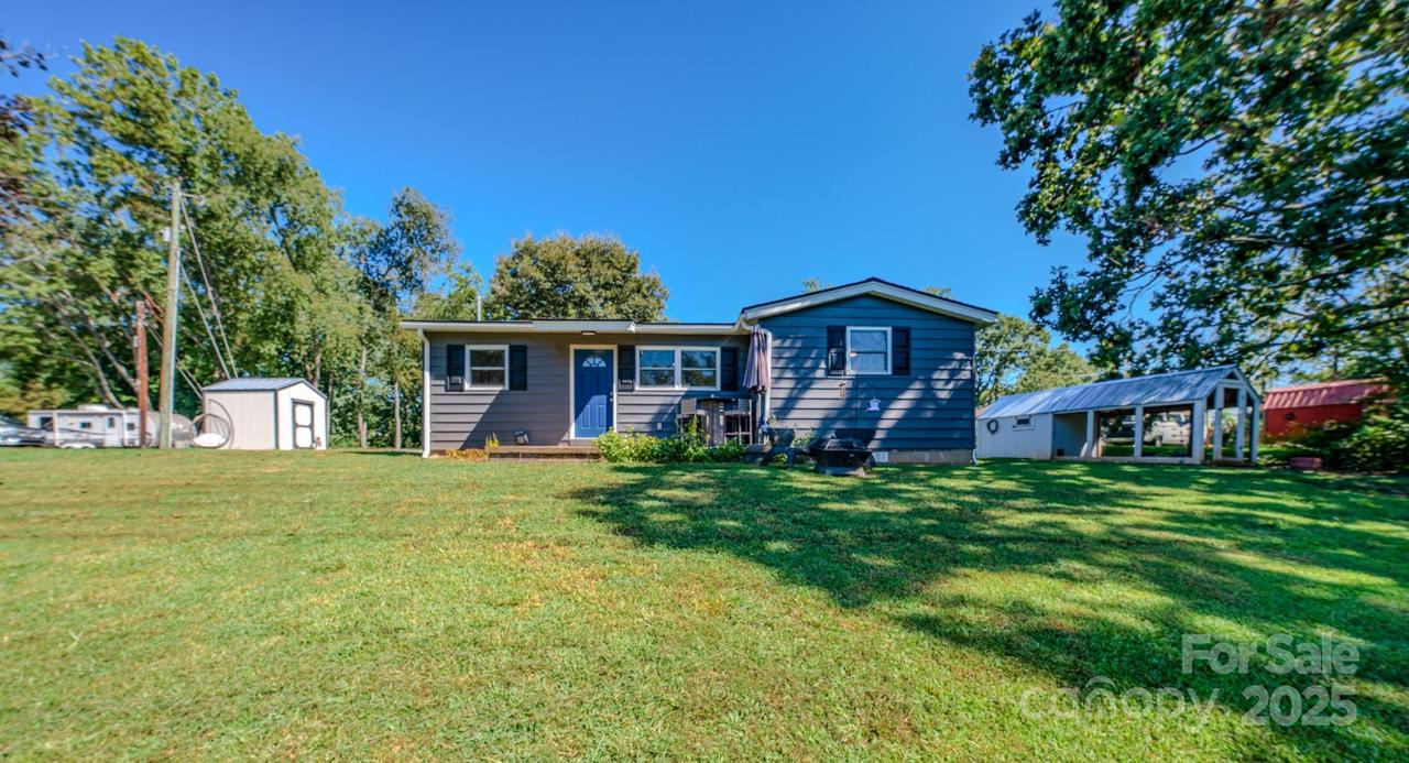 26 Center St., Candler, NC 28715