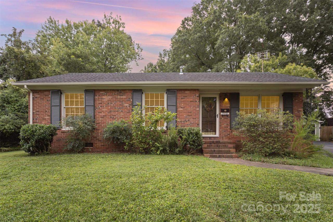 7113 Rockcliff Ct., Charlotte, NC 28210