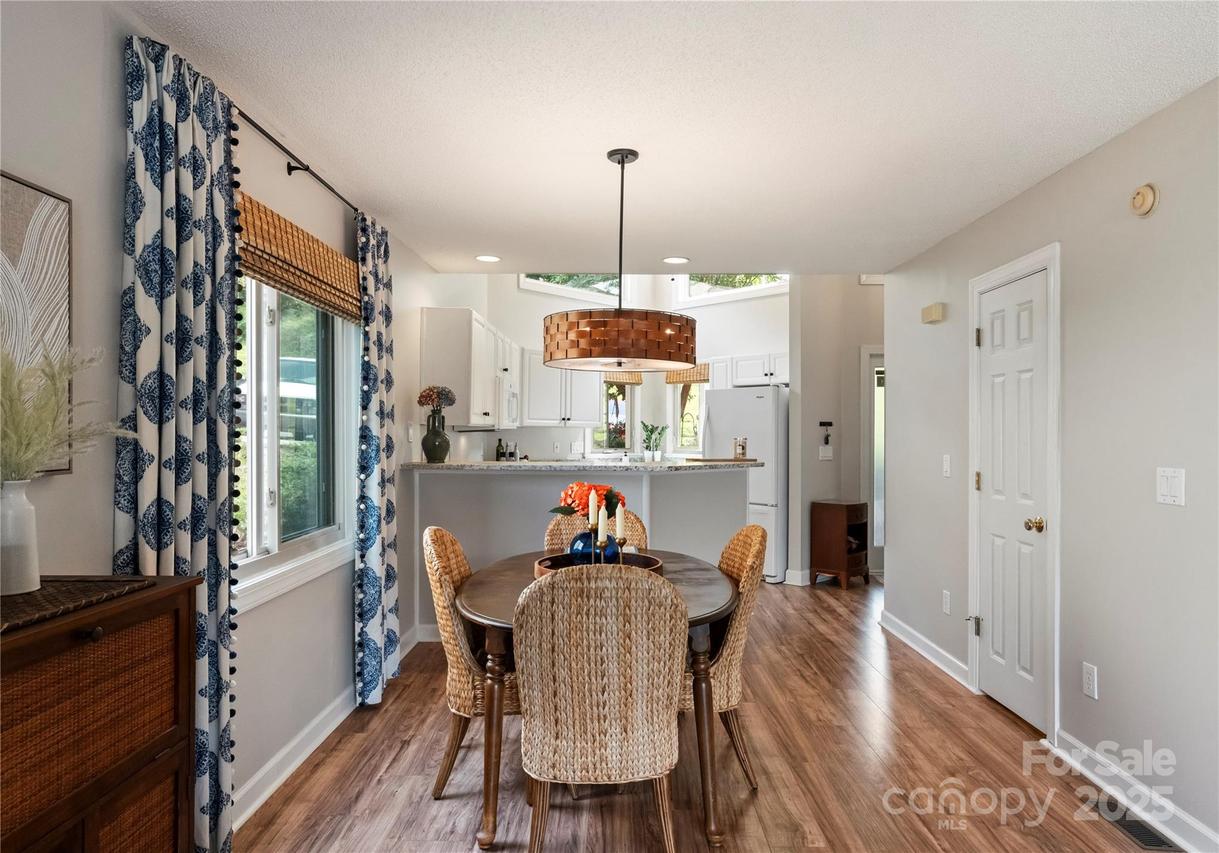 14617 Waterside Dr., Charlotte, NC 28278