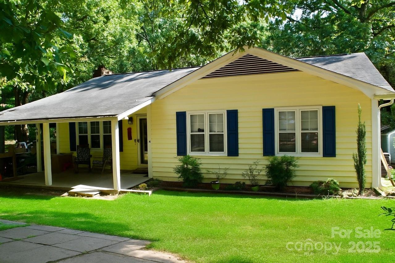 2929 Matoka Tr., Matthews, NC 28104