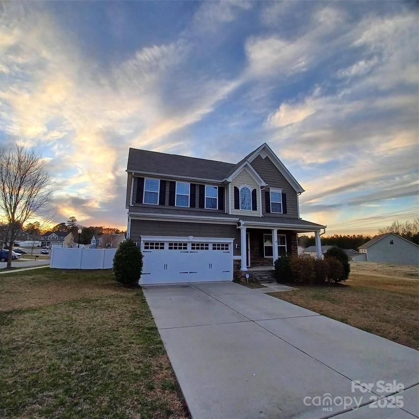 3717 English Garden Dr., Gastonia, NC 28056