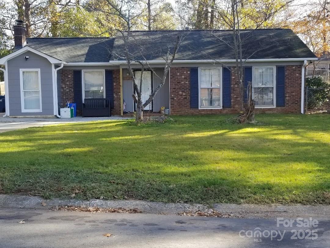 10011 Arbordale Ave., Charlotte, NC 28215