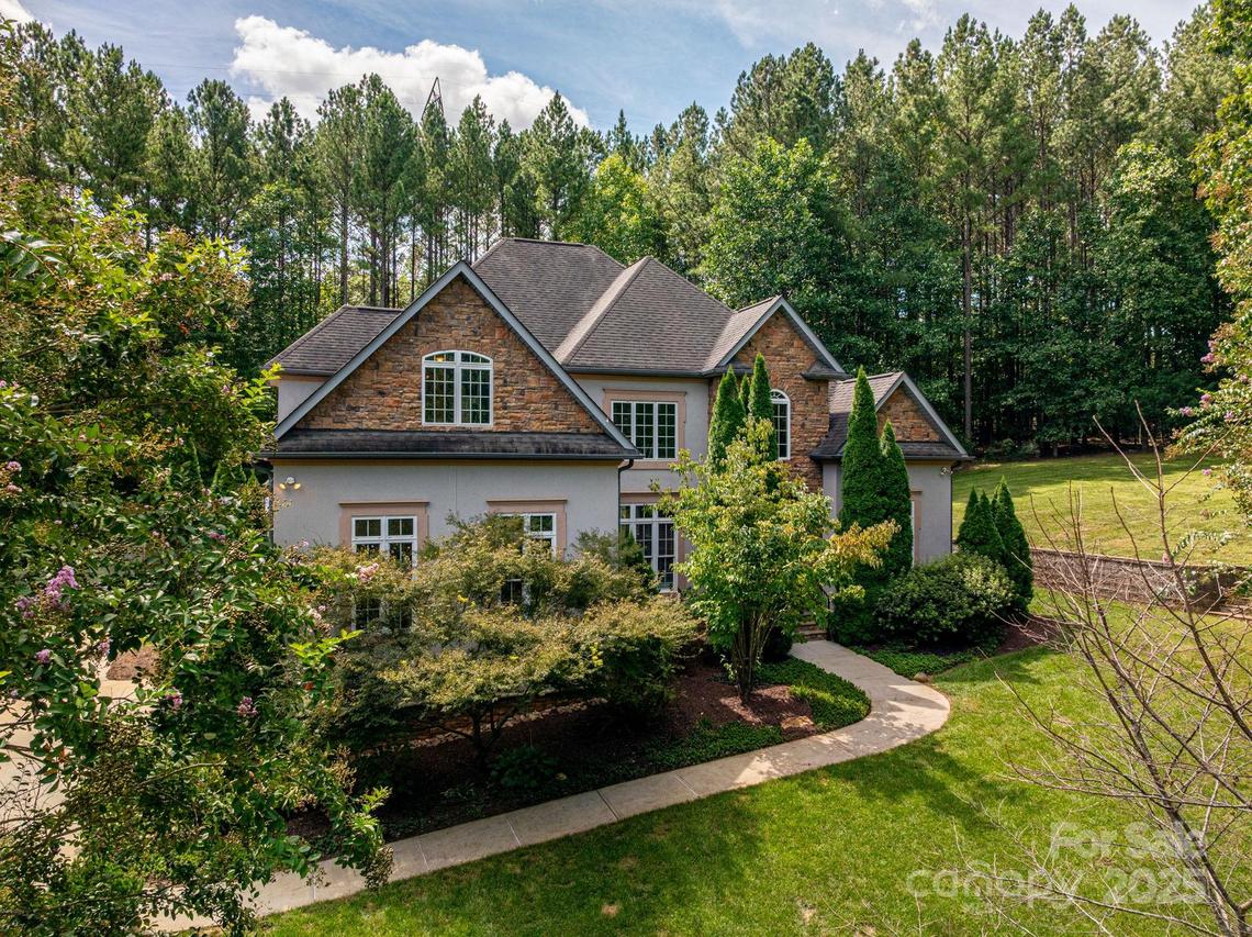 131 Winding Forest Dr., Troutman, NC 28166