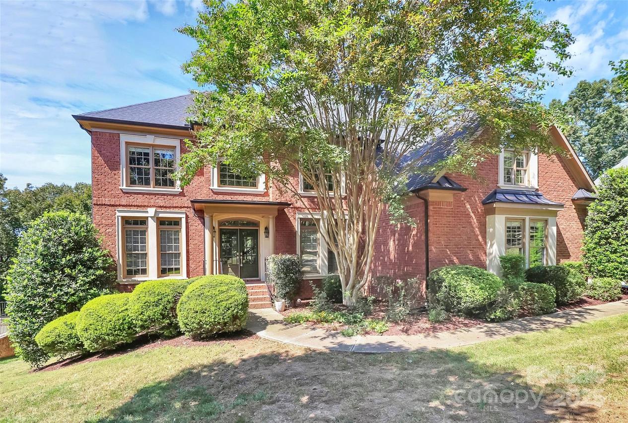 10817 Emerald Wood Dr., Huntersville, NC 28078